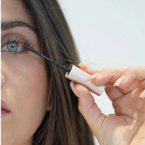 LASHBYNAYA™ – Siero per la crescita delle ciglia